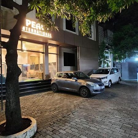 Peace International Hotel Mumbai Exterior photo